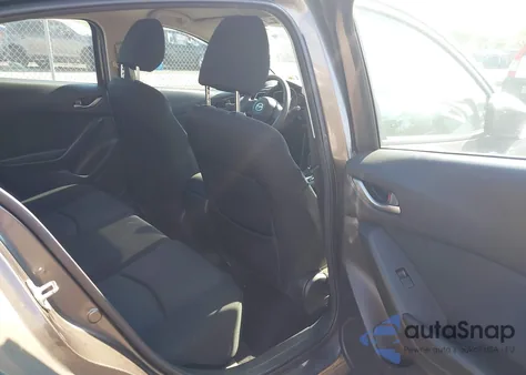 2015 Mazda Mazda3 I Sport из США, поврежденный, VIN 3MZBM1U74FM235546